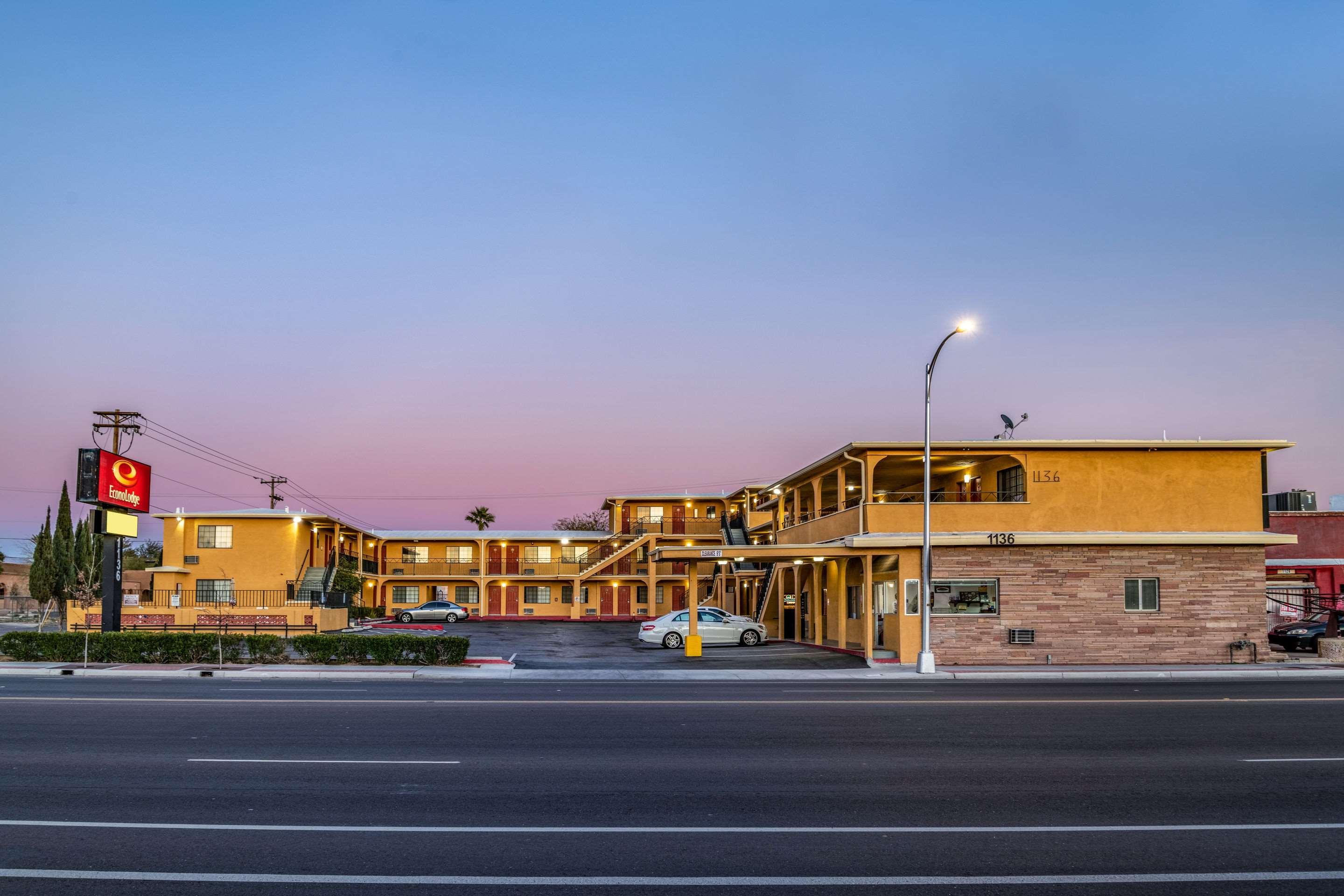 Econo Lodge University Tucson Exterior foto