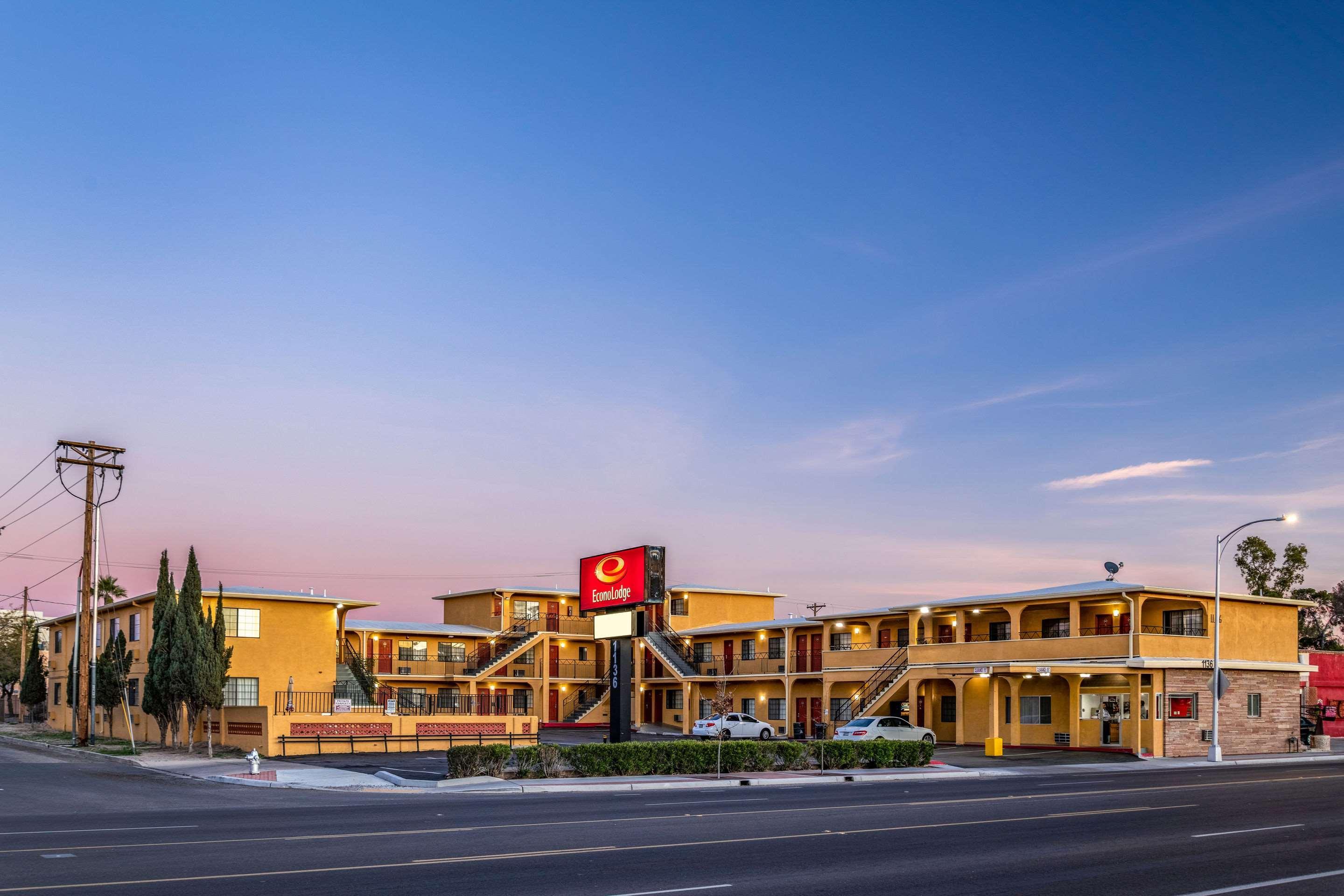 Econo Lodge University Tucson Exterior foto